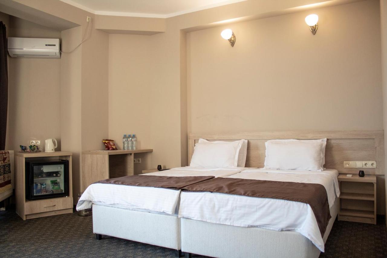 Degustarium Hotel Tbilisi ภายนอก รูปภาพ